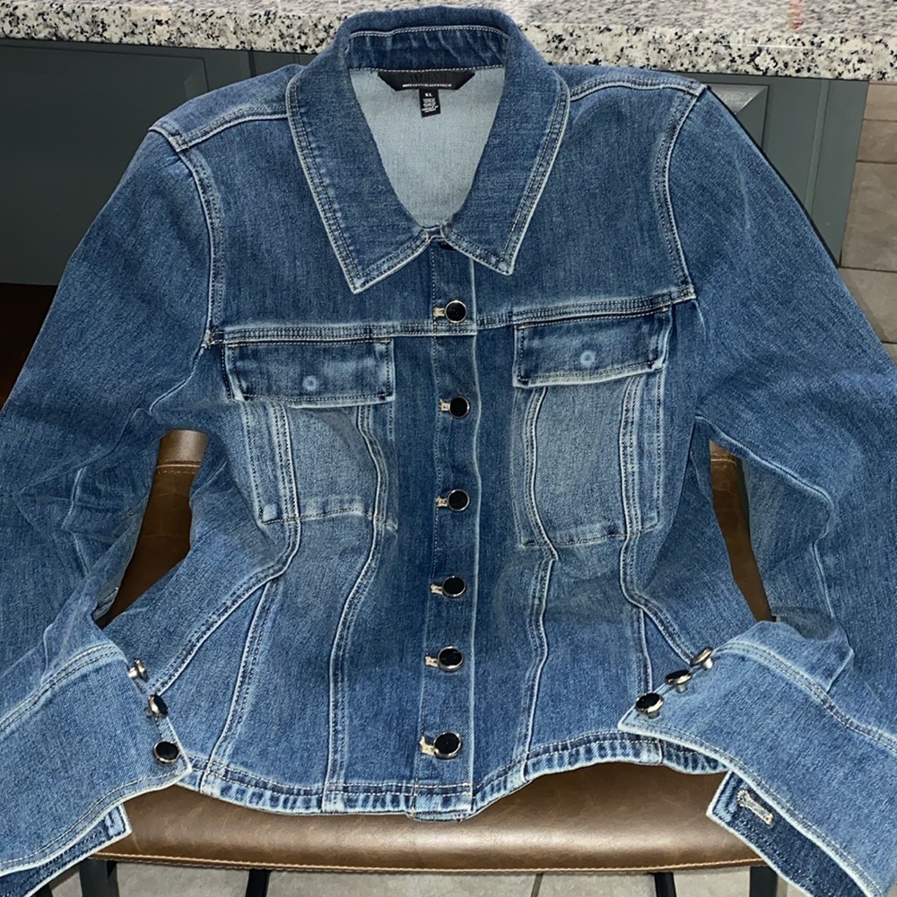 Womens XL White House Black Market WHBM Fit Flare Denim Shacket Jacket Blue Jean